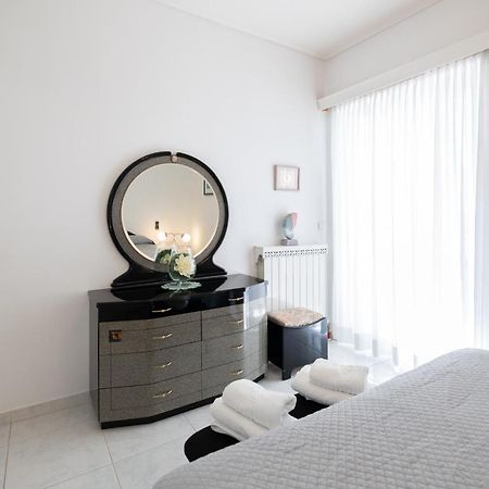 Seaside Penthouse In קלמאטה מראה חיצוני תמונה