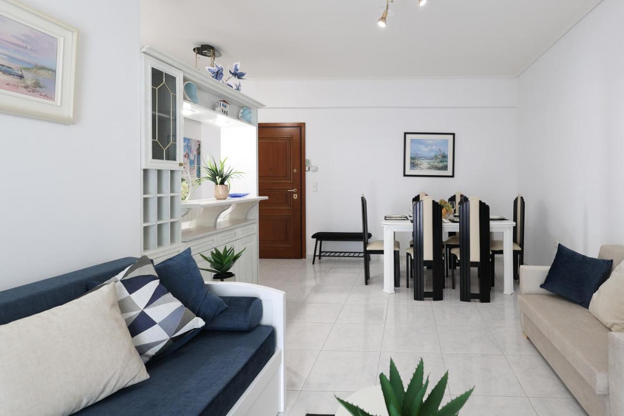 Seaside Penthouse In קלמאטה מראה חיצוני תמונה